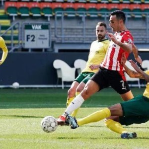 体育平台-扎哈维火力全开轰入荷甲第60000球 近5战7球1助攻